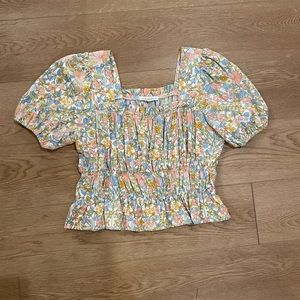 💕Cupcakes & Cashmere💕 Floral Puffed Sleeves Peplum Crop Top, Size Medium